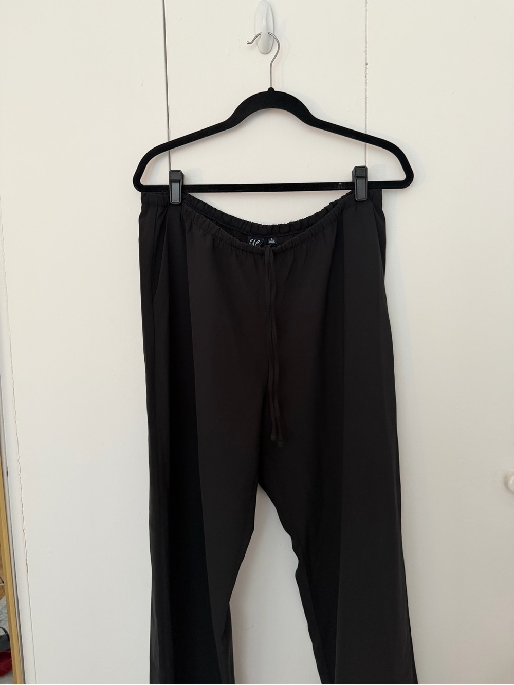 Gap Easy Wide-Leg Pants